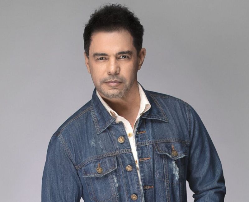 Zezé Di Camargo lança #CadaMinuto e compartilha com fãs nas redes sociais.